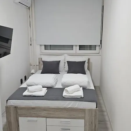 Apartment Pavlovic 2 Dusanovac