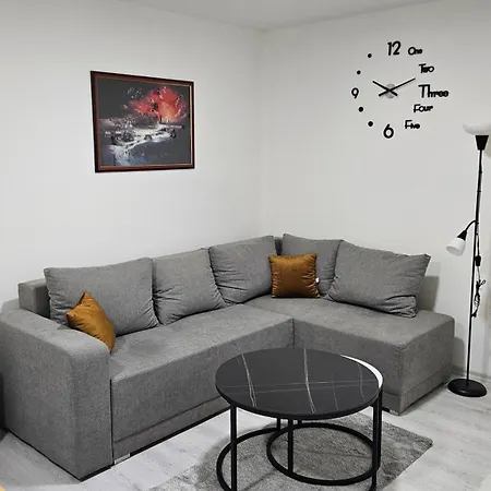 Pavlovic 2 Apartment